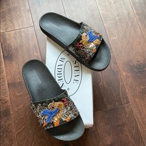 Steve Madden slides